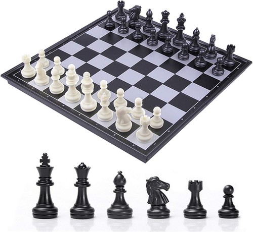 Schachspiel schwarz und weiß - schwarz,