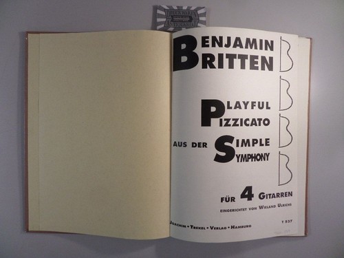Playful pizzicato aus - pizzicato,