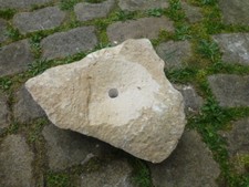 Quellstein Brunnenstein mit