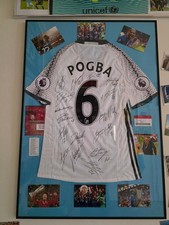 Original Adidas Manchester United Trikot Paul Pogba handsigniert vom ganzen Team