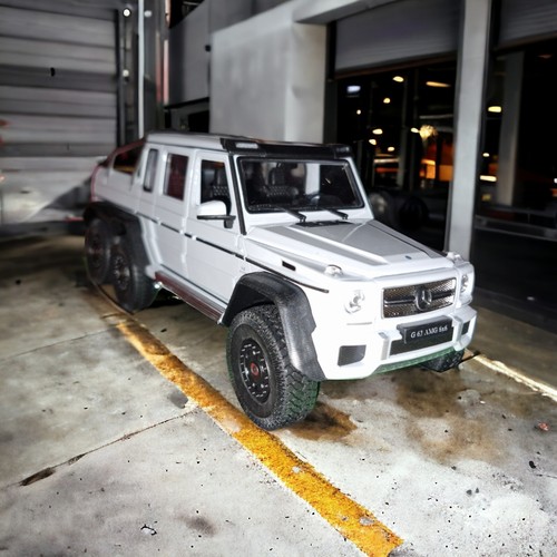 Mercedes amg 6x6 weiß - amg,