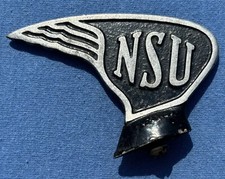 Alte Oldtimer Schutzblechfigur