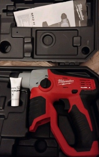 Milwaukee m12 402c - milwaukee, h-402c