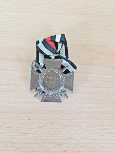 Ehrenkreuz für - ,