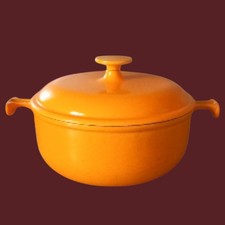 Le Creuset Enzo Mari Gusseisen