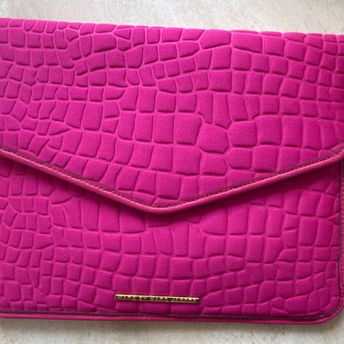 Marc jacobs clutch - by,
