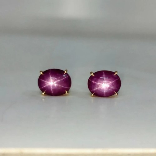 Ovale lab created purple - purple, rubin