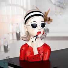 Gilde Figur Lady mit rotem Lippenstift aus  Kunstharz-37717