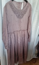 Ewa i Walla Kleid, Neu