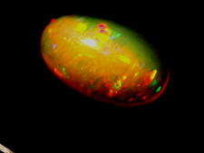 Opale : Äthiopischer Welo   Opal Cab.  6,2 ct.