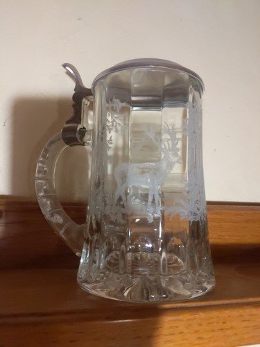 Glaskrüge mit zinndeckel - glaskrüge, und