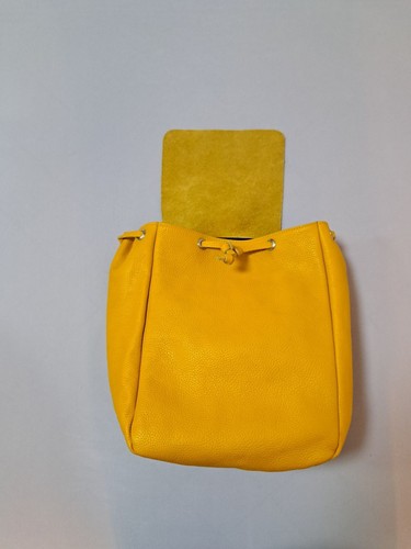 Rucksack gelb mit