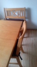 Esstisch mit 2 Stühlen und 2 Bänken