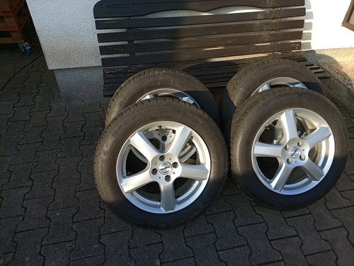 Satz winterräder auf - winterräder,