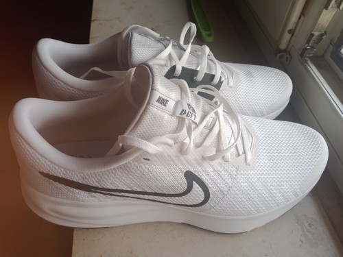 Nike defy sneaker - nike,