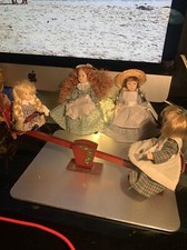 Zwei Frauen Mit Kindern Auf