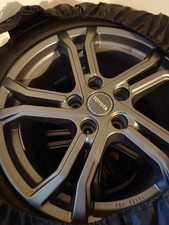 17 Zoll Toyota C-Hr Alufelgen Winterreifen  x4