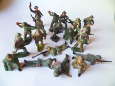 19 original DDR NVA Soldaten