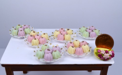 Teller mit 12 pastell - *~*, 2