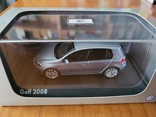 VW  Golf 2008  1:43   hellblau metallig   OVP  Schuco