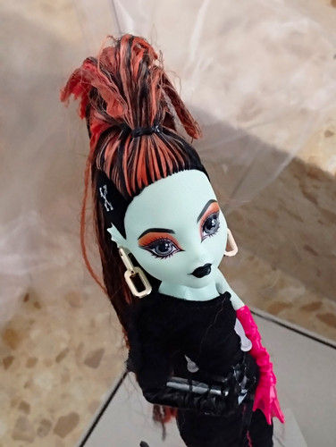 Monster high off white - high, electra