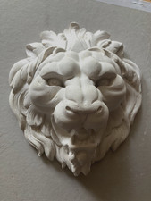 Konsole-Stuck Relief aus Gips - Medallion - wunderbarer Löwe mit Akanthusmähne