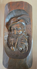 Handgeschnitztes  Holzrelief