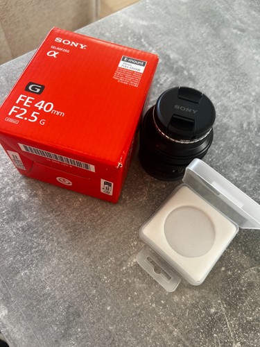 Sony 40mm 5 - fe, g