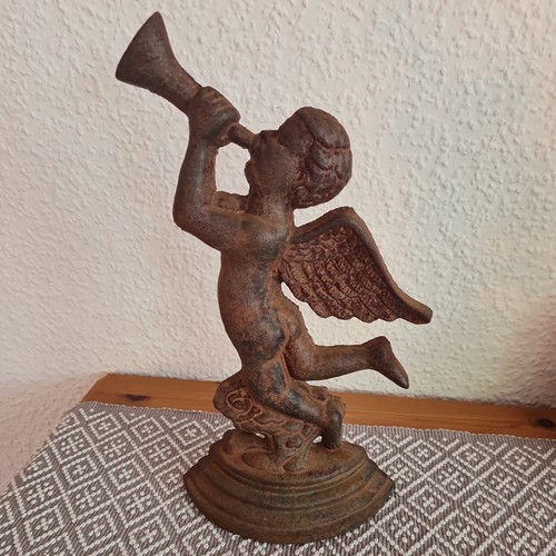 Gusseiserner wand oder stand - gusseiserner,