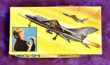 VEB Plasticart MIG-21