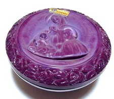 Böhmen Czechoslovakia lila Glas -Pressglas Deckeldose/Schatulle -Heilige Familie