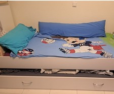 Gäste KinderBett 90x200 mit Matratze und Bettkasten zum ausziehen  *Neuwertig"