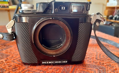Zum verkauf steht eine nikonos - verkauf,