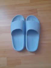 Hausschuhe Damen 40-41 in Blau und ist Gebraucht 