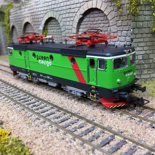 Lok rc4 1305 - 1305,, cargo