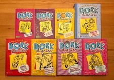 8 Dork Diaries Bücher