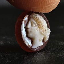 Kamee Damenprofil antik weiß