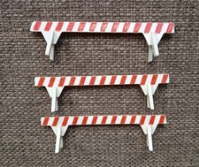 WIKING Nr. 65a Sperrschranken für Baustelle 3 Stück 50er Jahre mit Bemalung