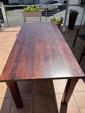 Esszimmertisch kolonial