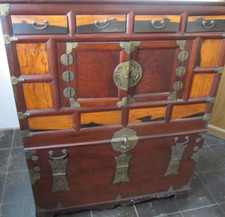 Antik Truhe Kommode Asia Holz/Aufwendige Metall Beschläge, 4 Schubladen