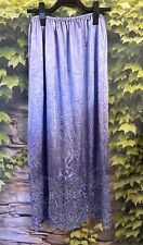 Langer Unterrock in Flieder – M, Vintage, Retro, Romantik, 50er-Jahre-Stil