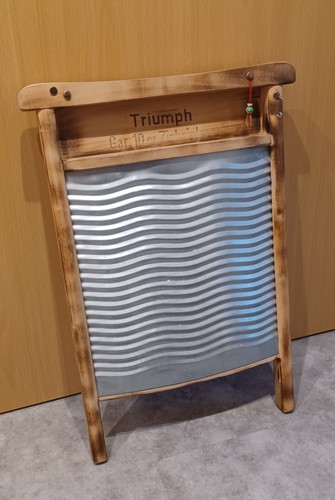Altes waschbrett triumph - waschbrett,
