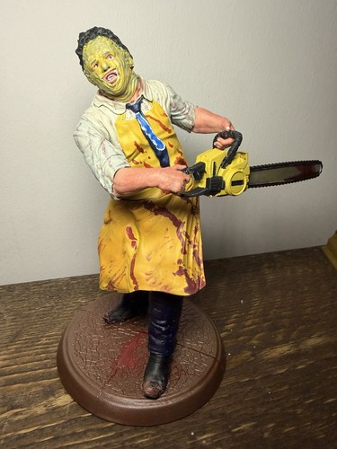Leatherface chainsaw massacre - chainsaw,