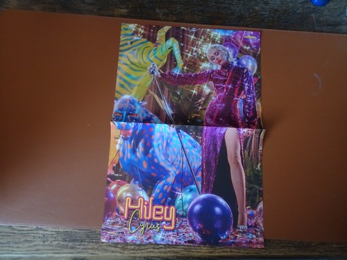 Popcorn poster miley - ++, ++