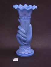 FÜLLHORNVASE, BLAUE OPALINE