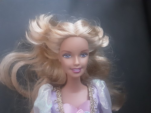 Barbie rapunzel kleid - ⛱,