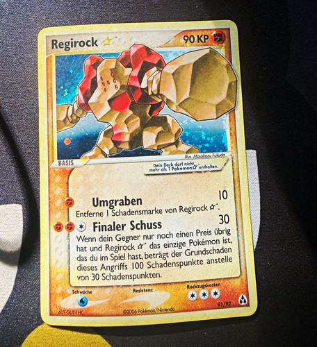 Pokémon regirock gold - pokémon, star