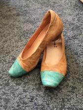 Pumps von Think!    Gr. 38/39    braun türkis