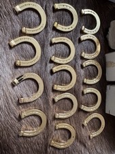 14 goldfarbene Hufeisen Dekoration Sylvester o.ä.