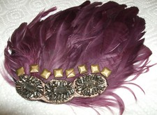 Rarer Haarschmuck Fascinator aus Federn in Violett - Brigitte von Boch